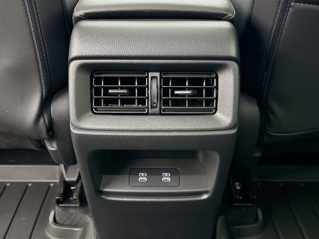 Used 2024 Honda CR-V Sport-L image 29