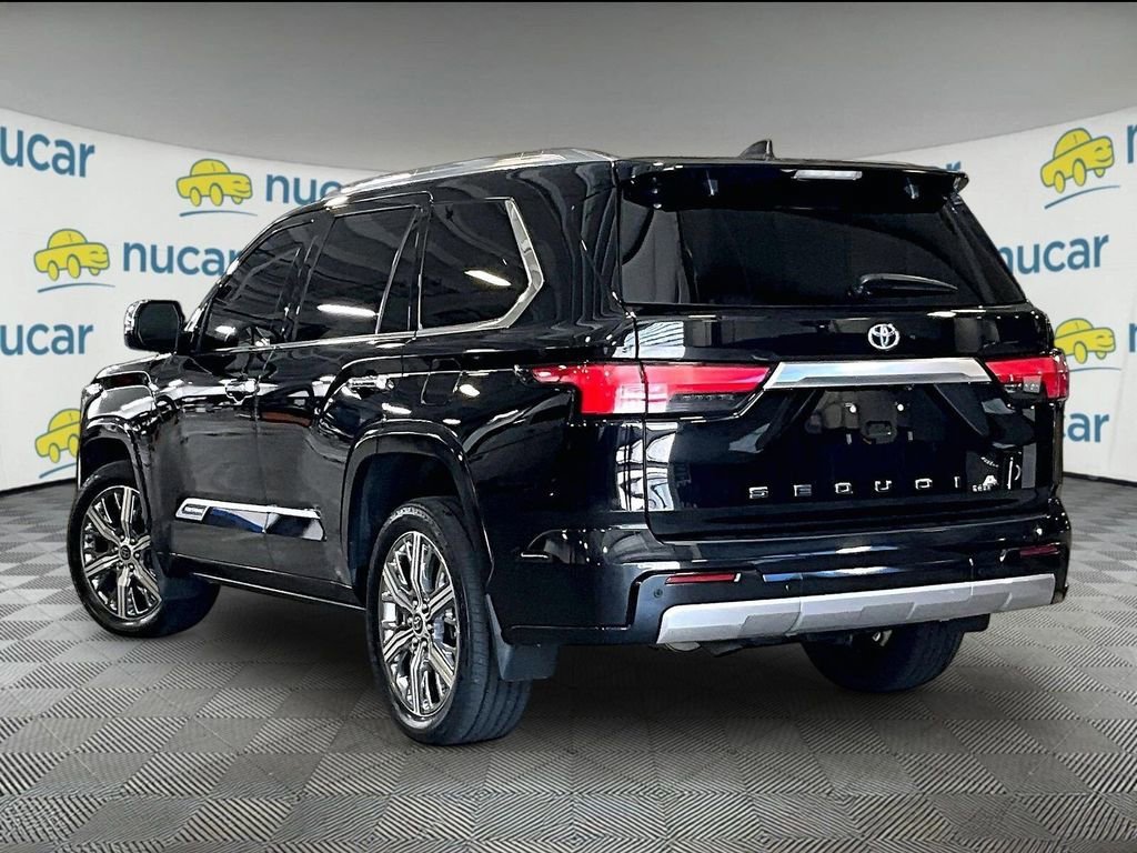 Used 2024 Toyota Sequoia Capstone AWD/4WD image 4