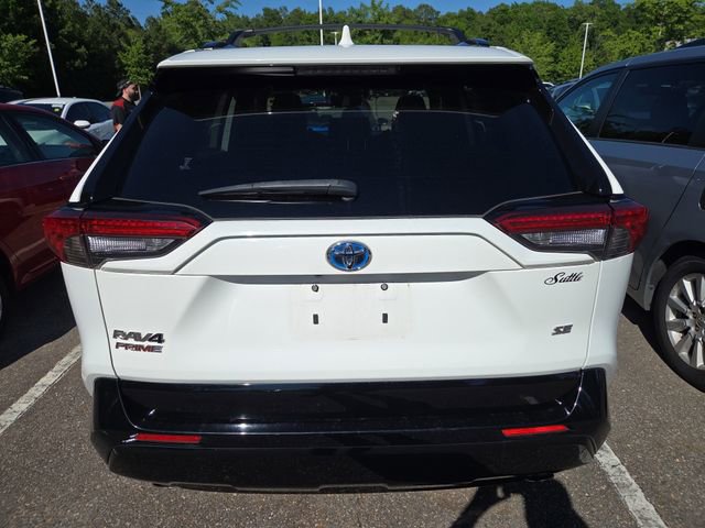 Used 2021 Toyota RAV4 SE w/ Weather & Moonroof Package AWD/4WD image 4
