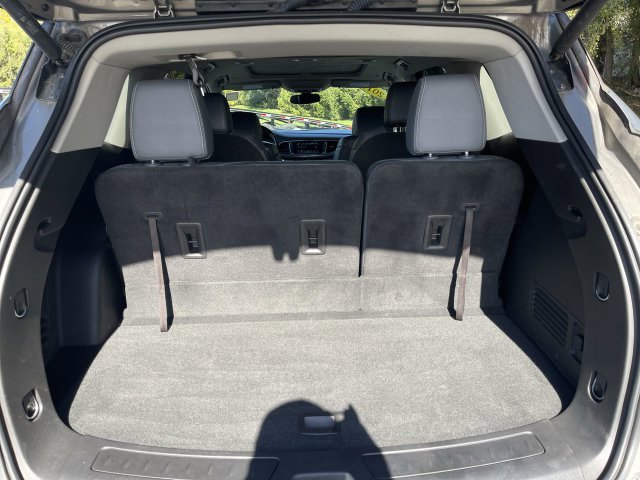 Used 2019 Buick Enclave Essence AWD/4WD image 26
