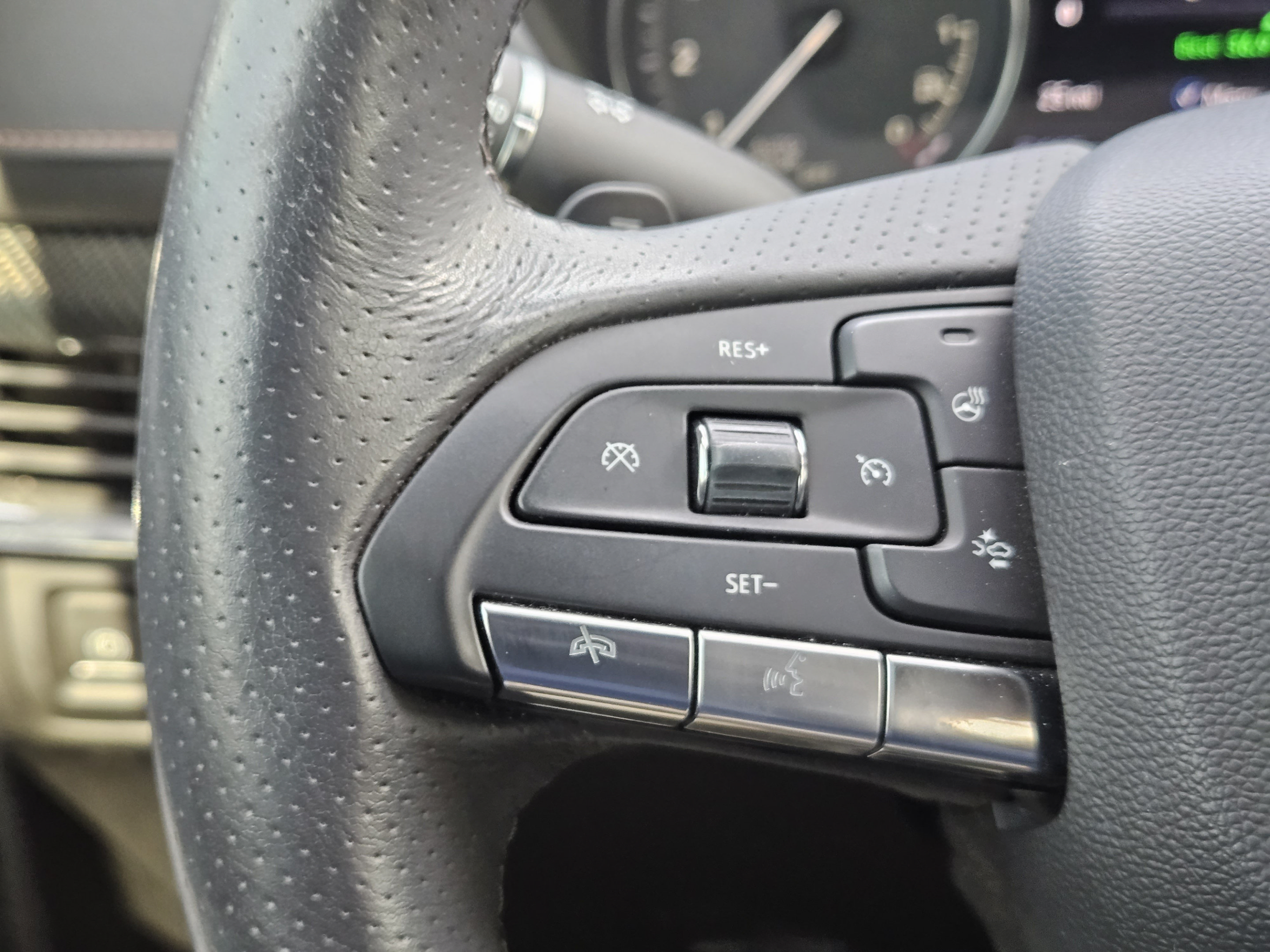 Used 2023 Cadillac XT4 Sport FWD image 21