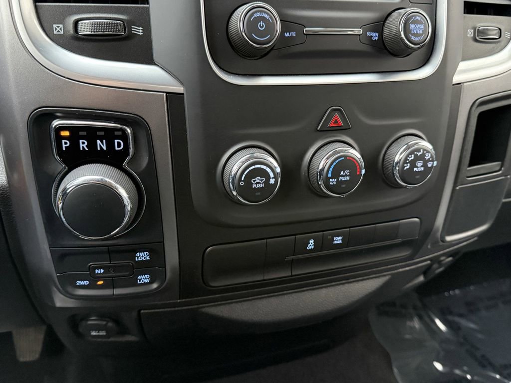 Used 2024 RAM 1500 Classic SLT image 22