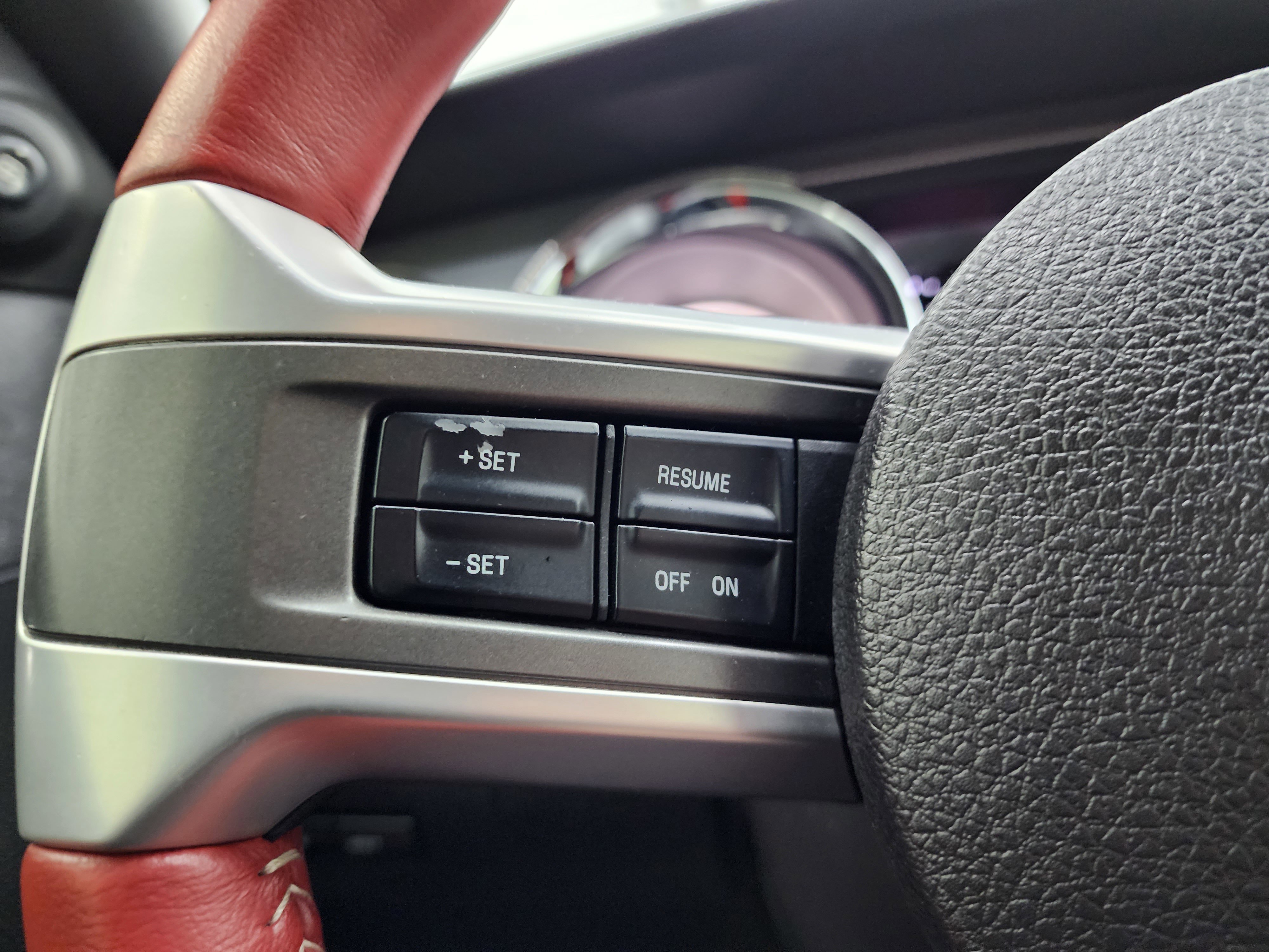 Used 2010 Ford Mustang GT Premium image 15