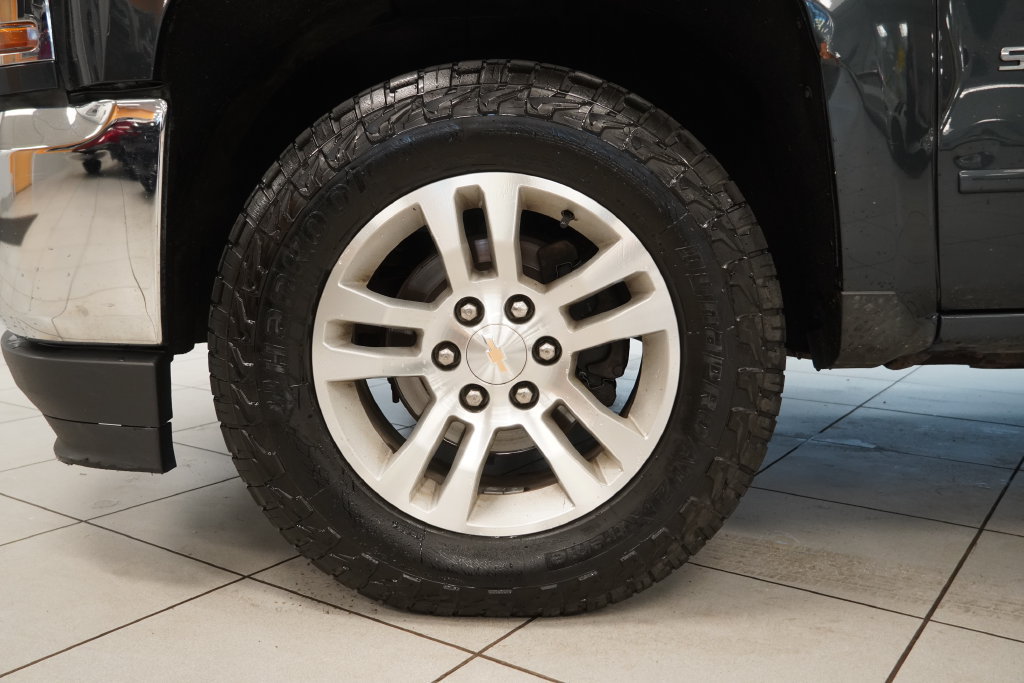 Used 2019 Chevrolet Silverado 1500 LT w/ All Star Edition AWD/4WD image 15