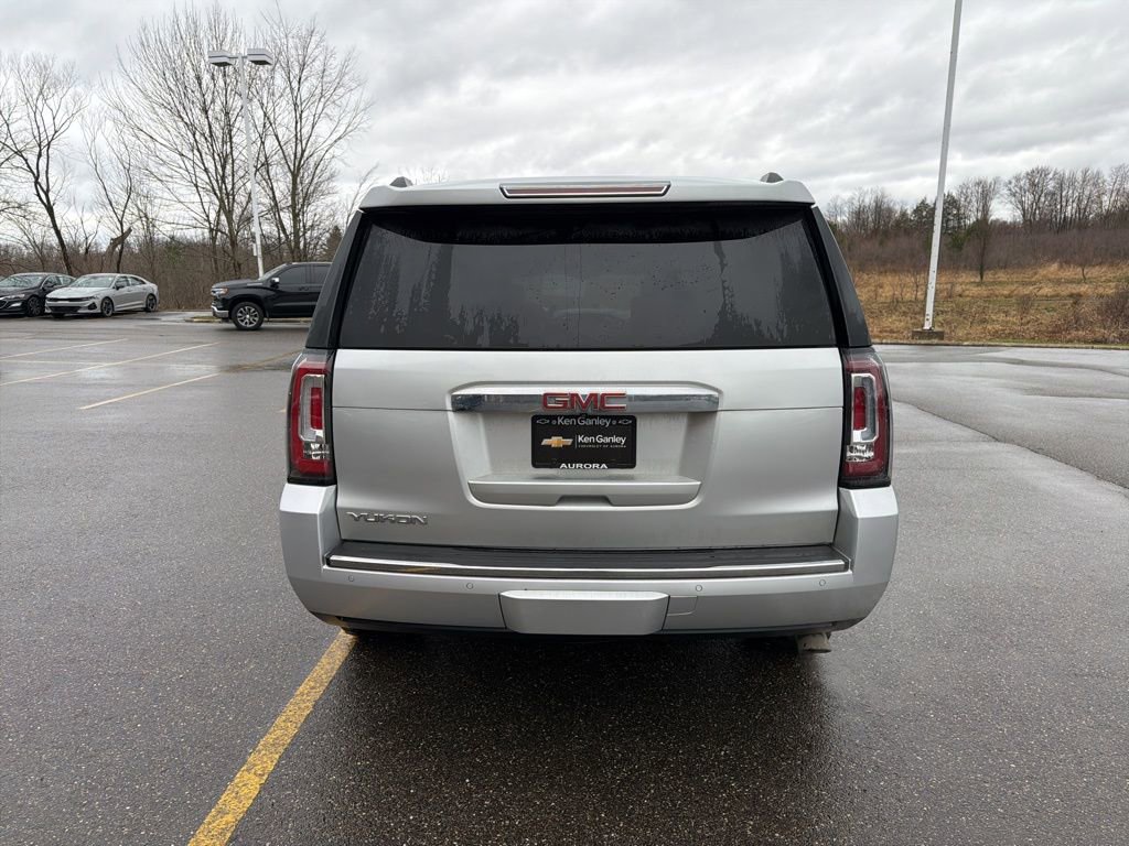 Used 2015 GMC Yukon Denali w/ Open Road Package image 8