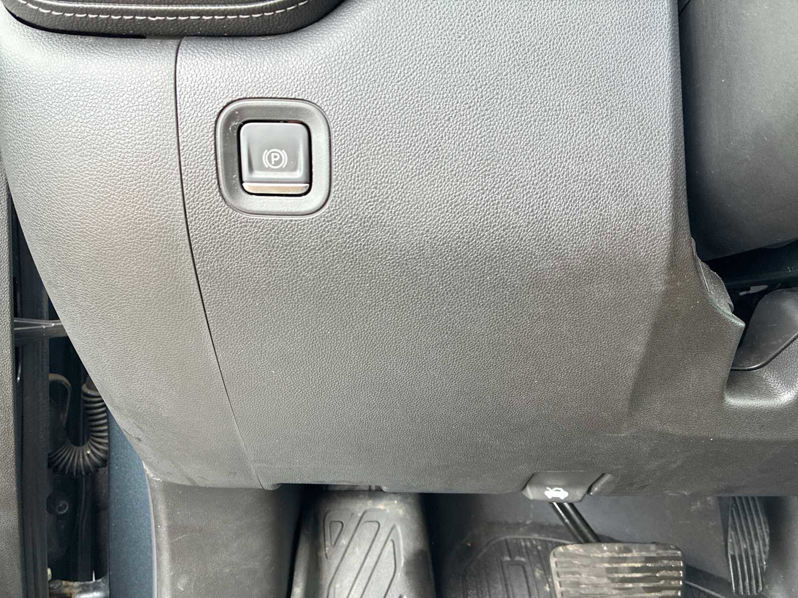 Certified 2020 GMC Sierra 1500 Denali w/ Denali Ultimate Package image 18