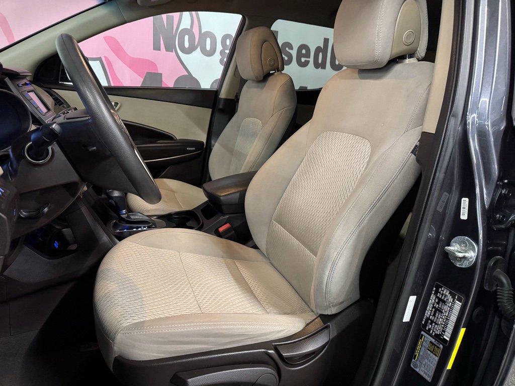 Used 2017 Hyundai Santa Fe Sport AWD/4WD image 17