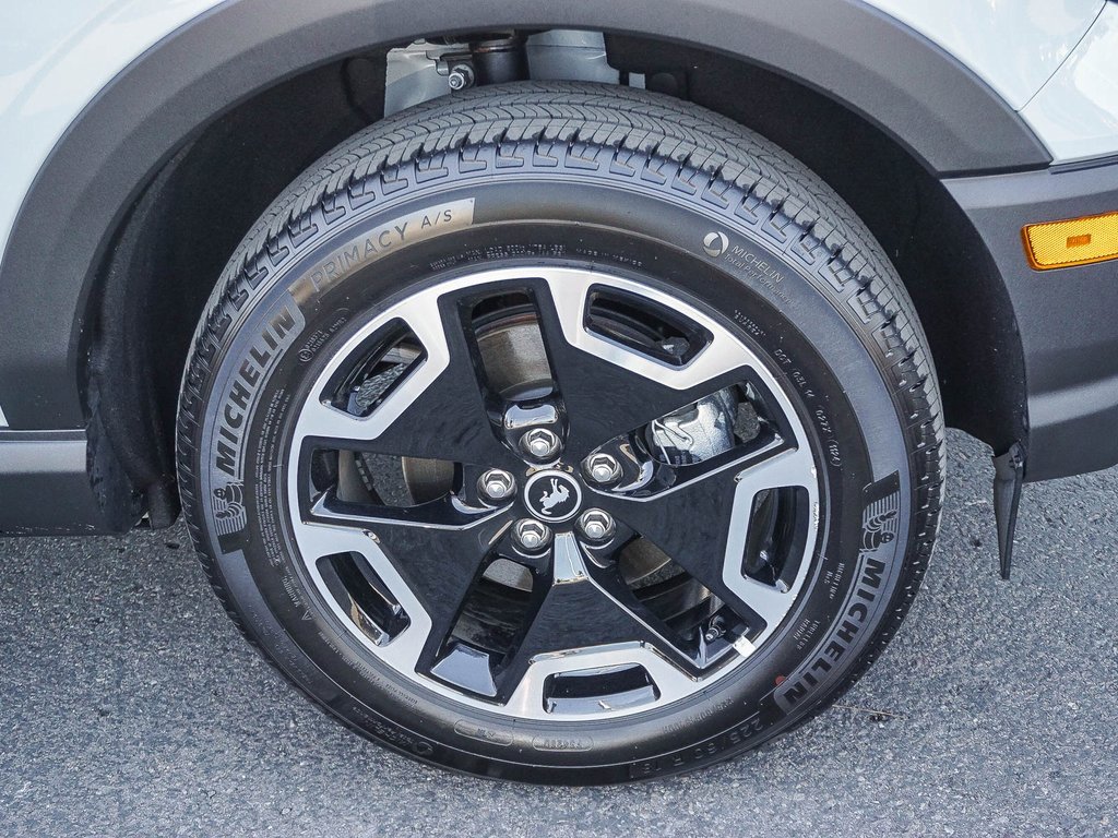 Used 2024 Ford Bronco Sport Outer Banks w/ Tech Package image 10