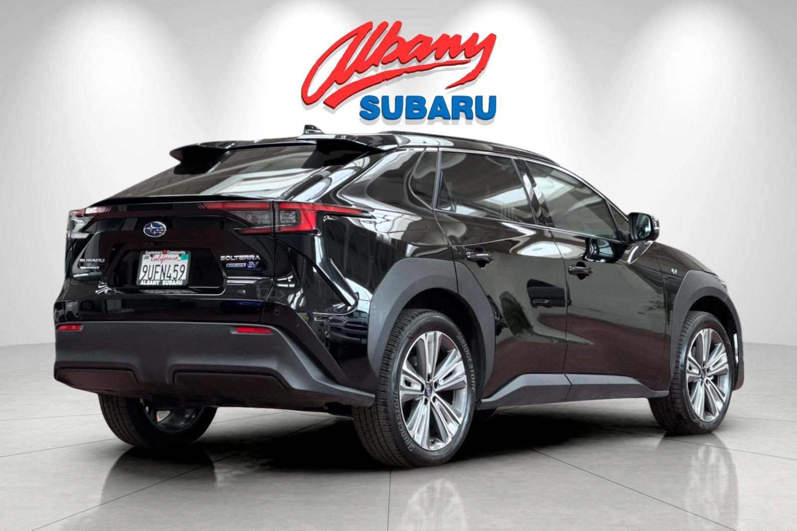 Used 2024 Subaru Solterra Touring image 4