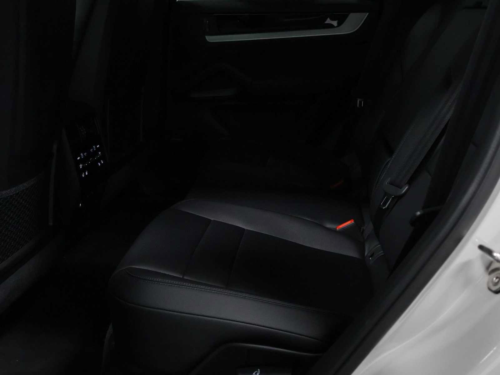 New 2026 Porsche Cayenne AWD/4WD image 34