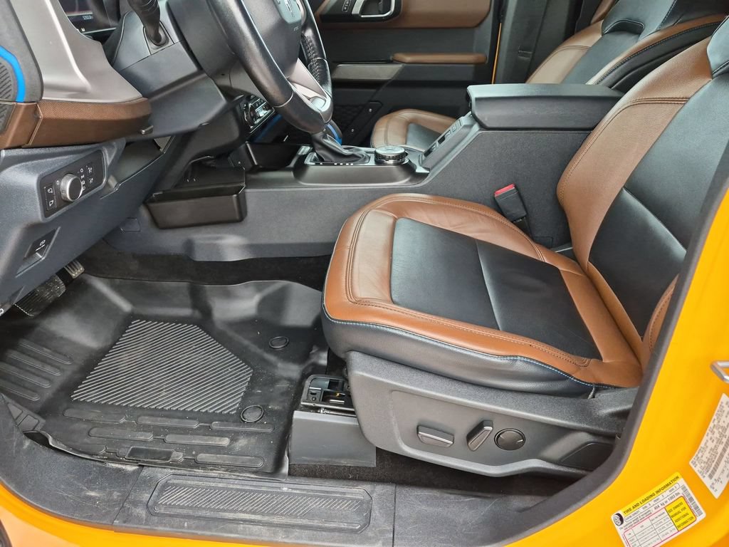 Used 2021 Ford Bronco Outer Banks w/ Sasquatch Package AWD/4WD image 15