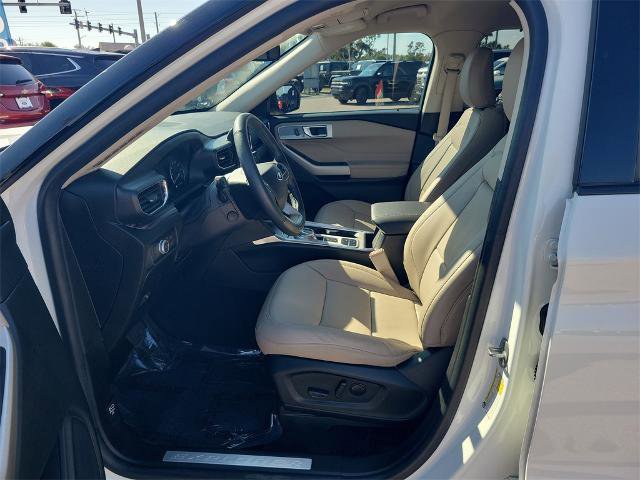 Certified 2022 Ford Explorer Limited w/ Equipment Group 301A image 20