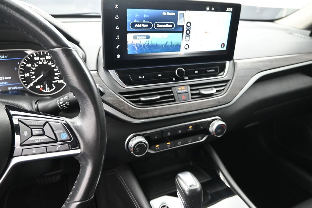 Used 2023 Nissan Altima 2.5 SV w/ SV Premium Package FWD image 20
