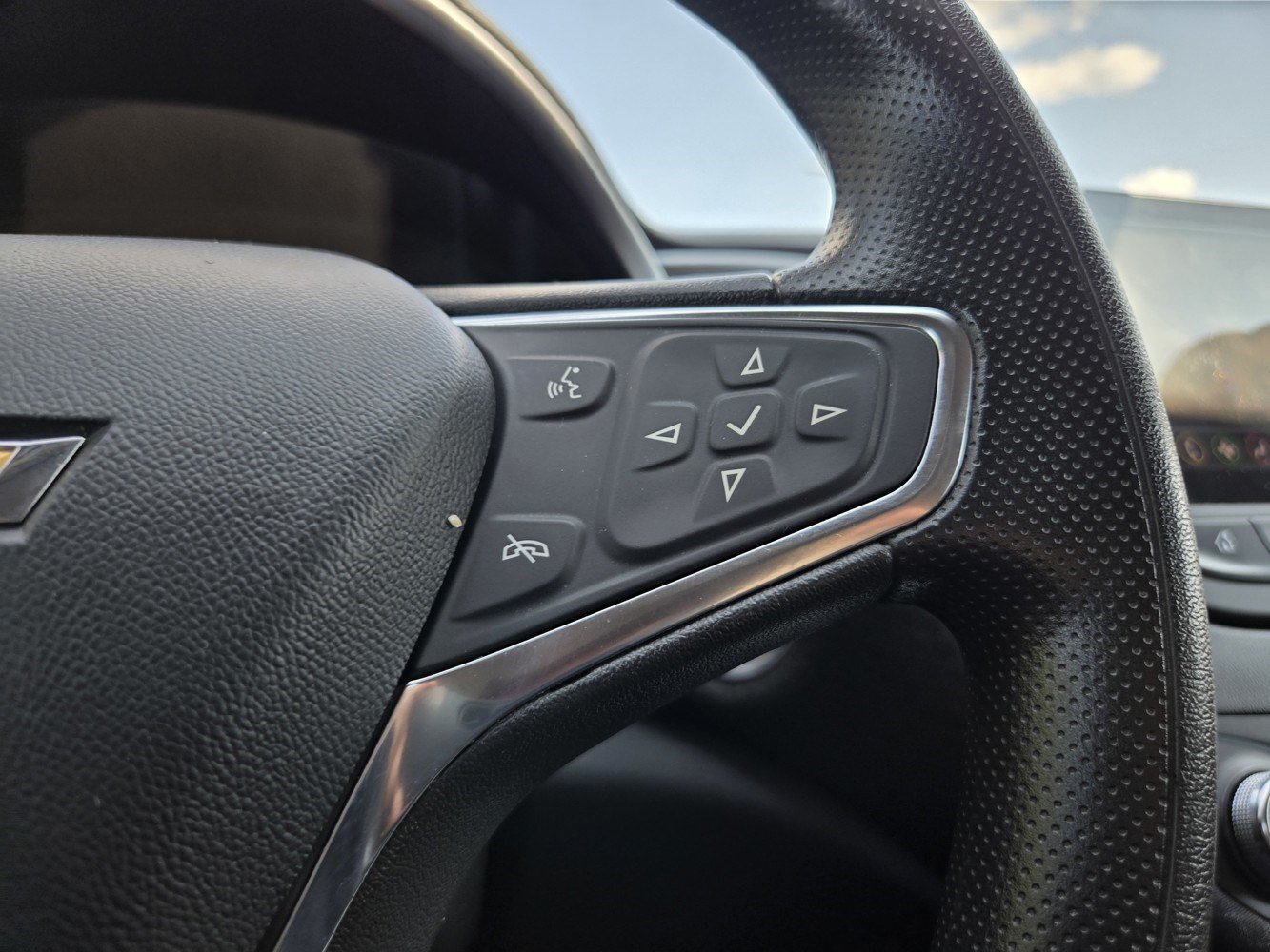 Used 2024 Chevrolet Malibu LT FWD image 17