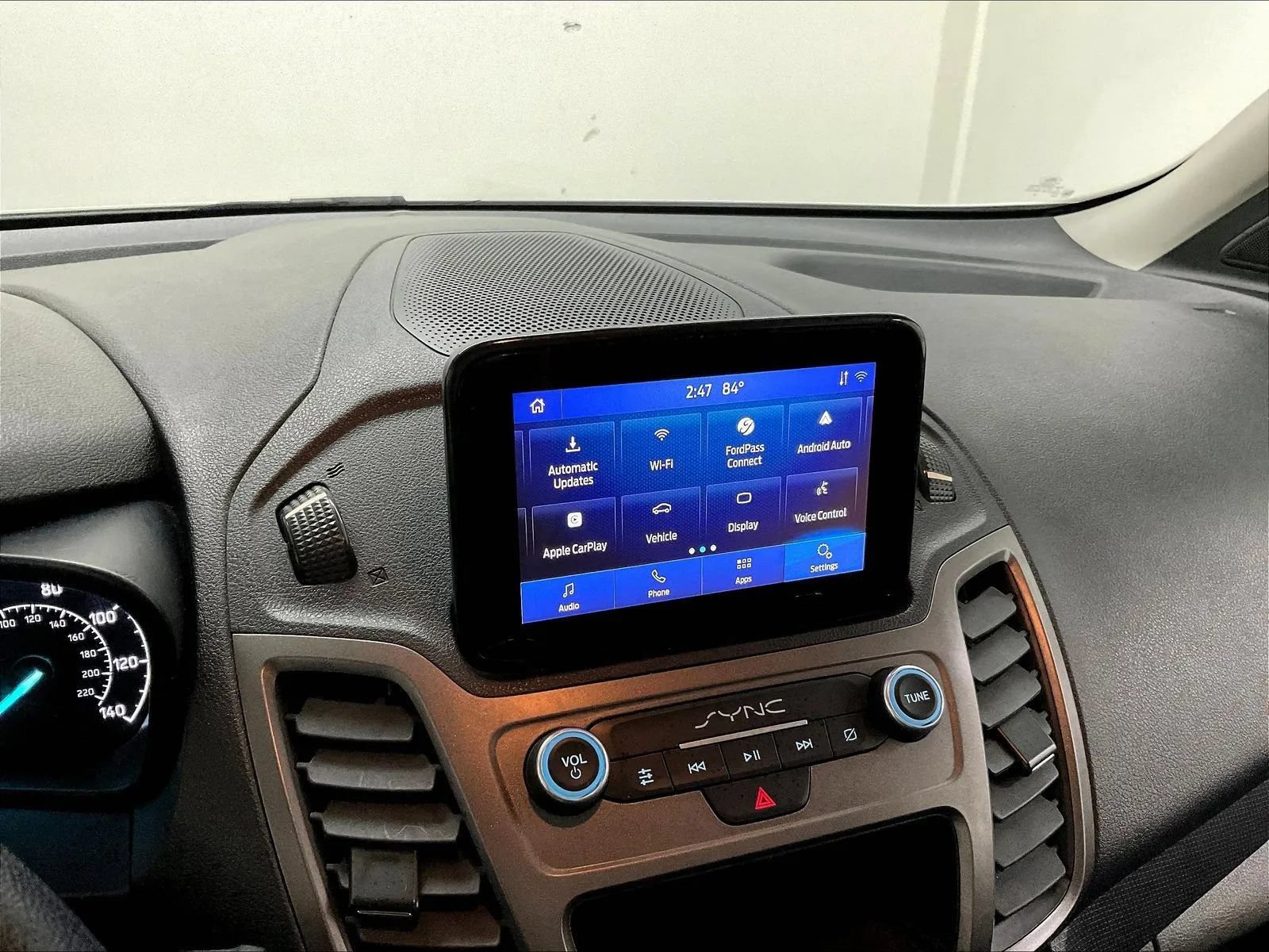 Used 2022 Ford Transit Connect XLT FWD image 40