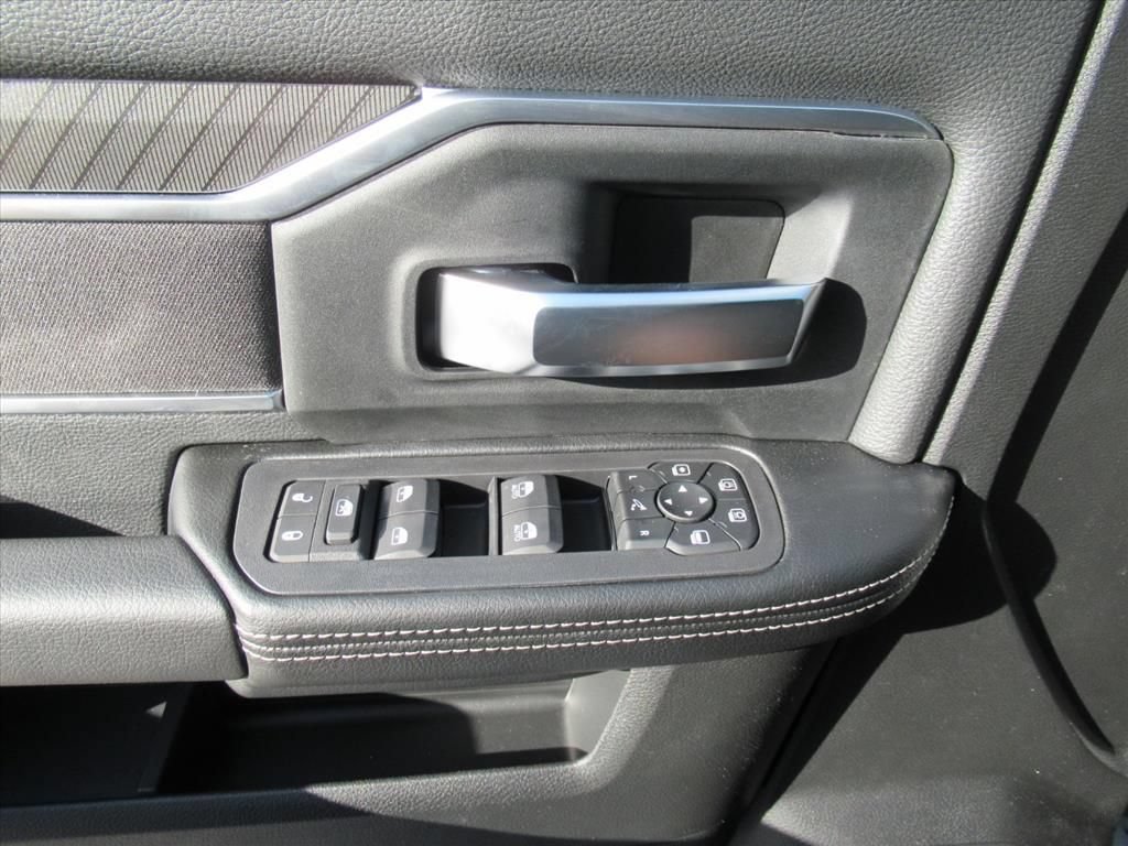 New 2026 RAM 3500 Big Horn AWD/4WD image 20