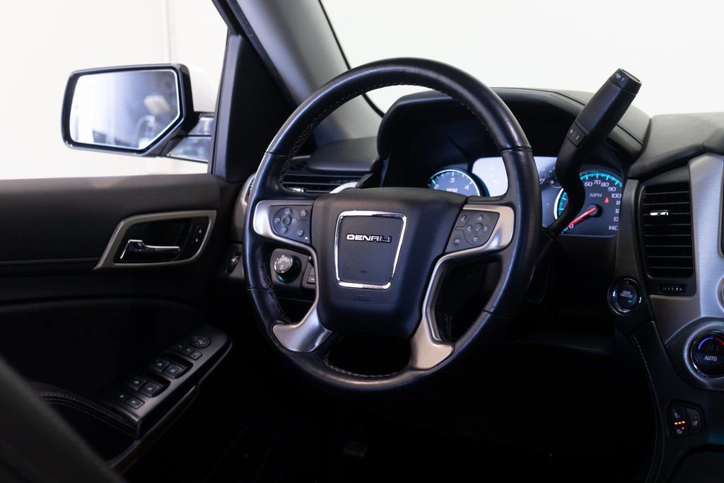 Used 2019 GMC Yukon Denali w/ Open Road Package AWD/4WD image 28