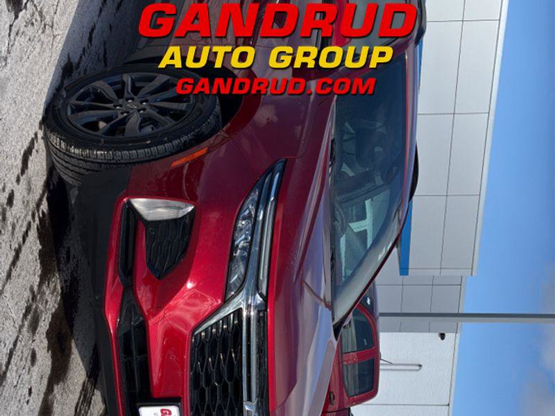 Used 2023 Chevrolet Equinox RS image 1