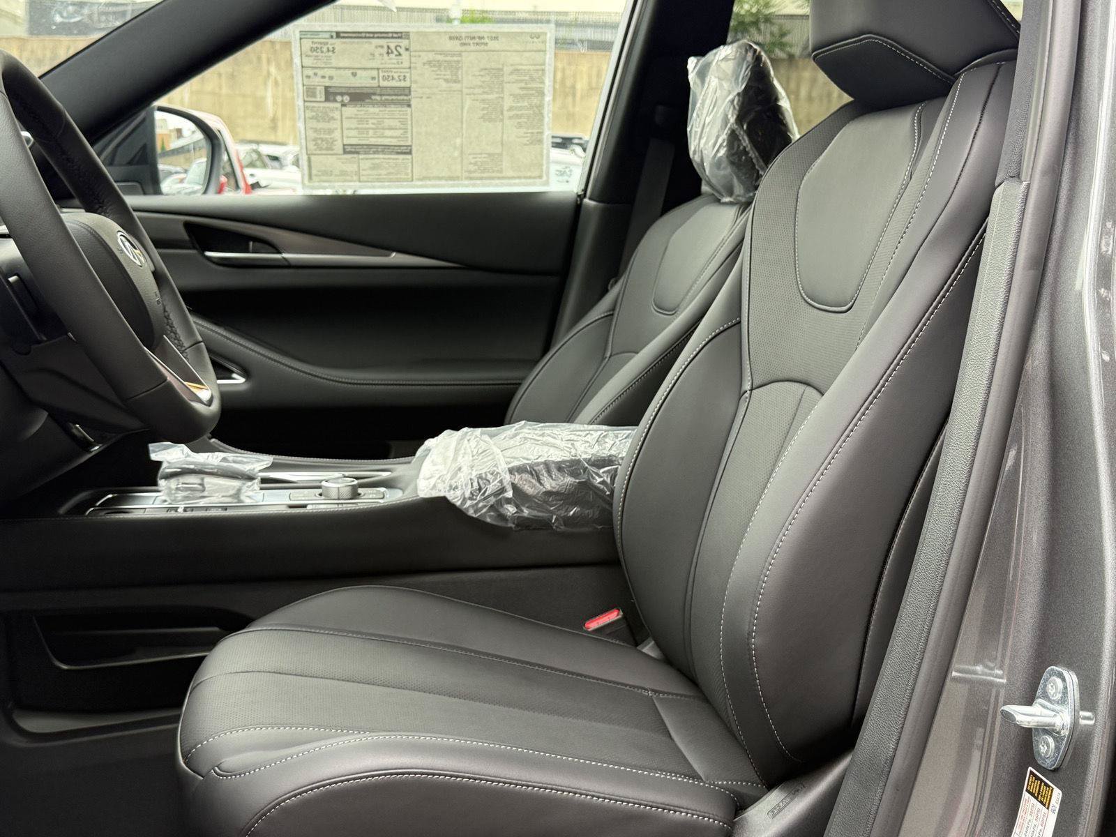 New 2027 INFINITI QX60 Sport w/ Dark Cargo Package AWD/4WD image 17