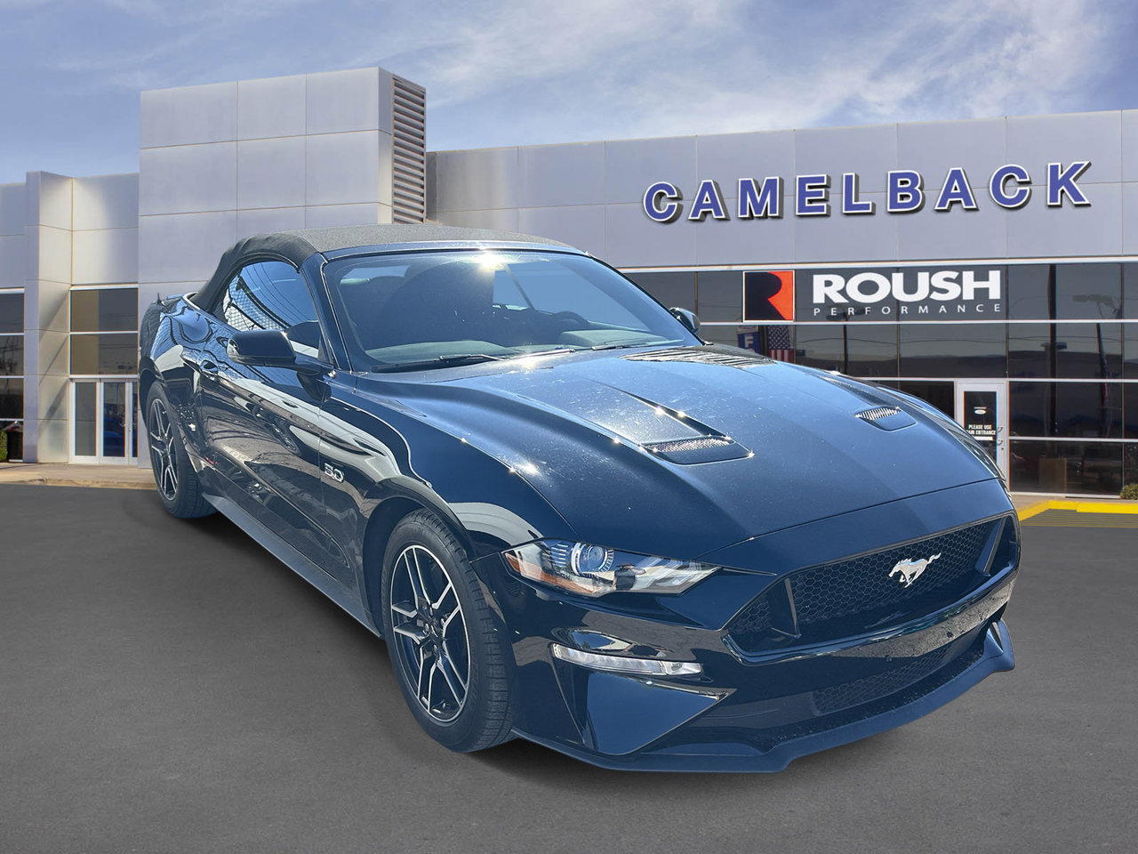 Used 2018 Ford Mustang GT Premium RWD image 4
