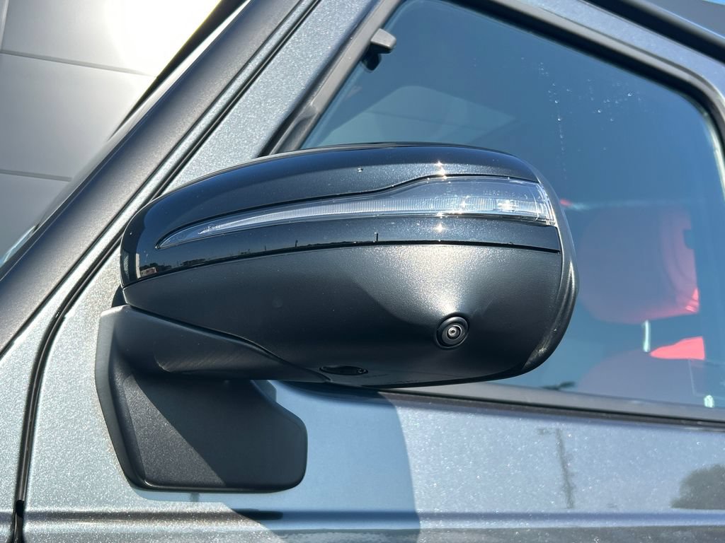 Used 2025 Mercedes-Benz G 550 image 33