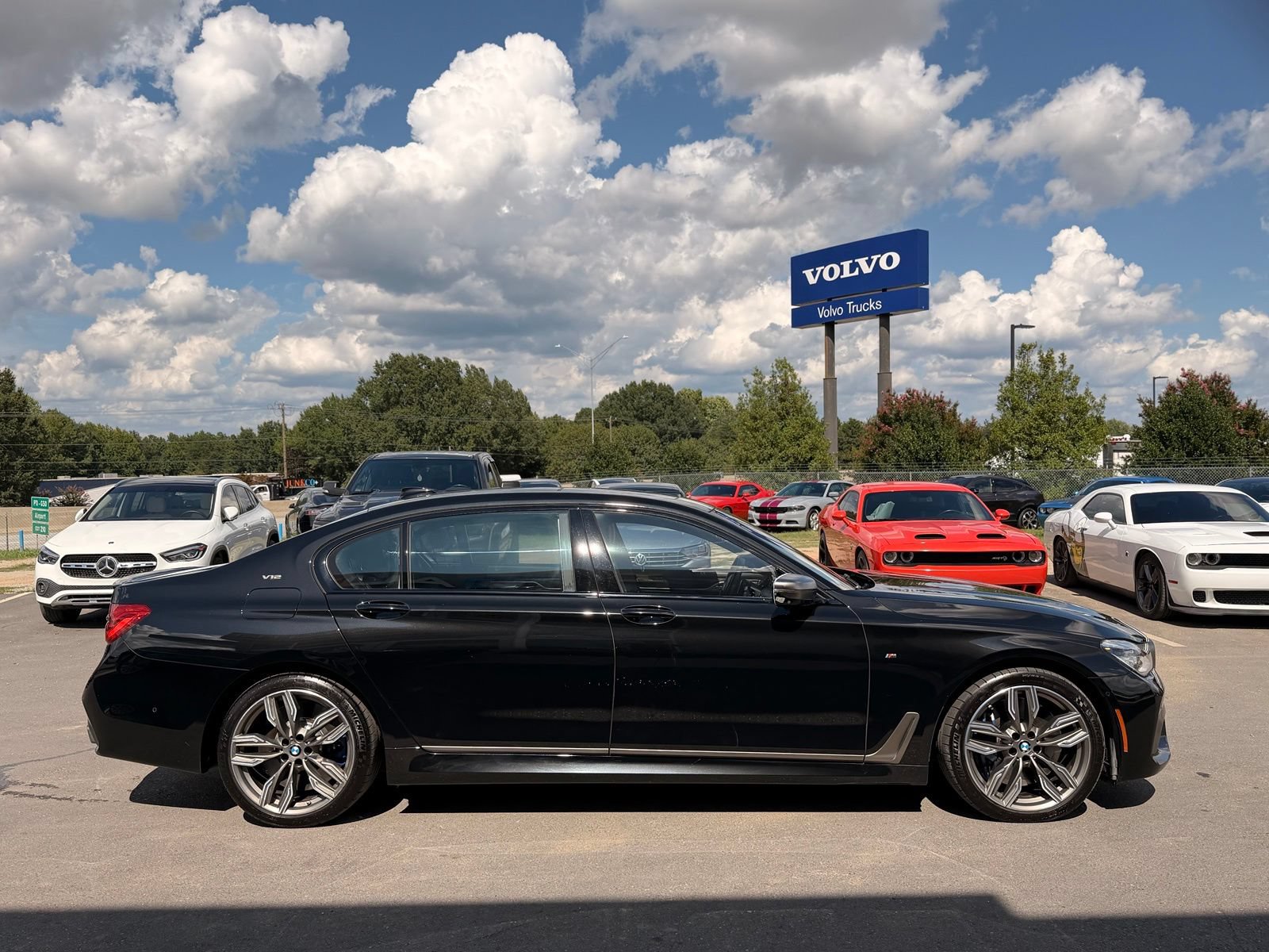 Used 2018 BMW M760i xDrive AWD/4WD image 10