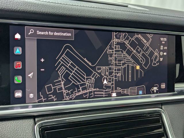 Used 2022 Porsche Panamera 4 Platinum Edition image 16