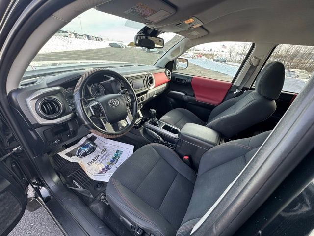 Used 2018 Toyota Tacoma SR5 image 11