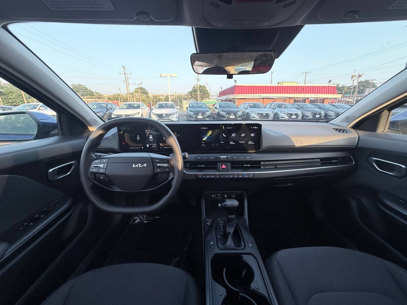Used 2025 Kia K4 FWD image 32