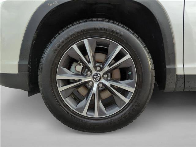 Certified 2019 Toyota Highlander LE FWD image 23