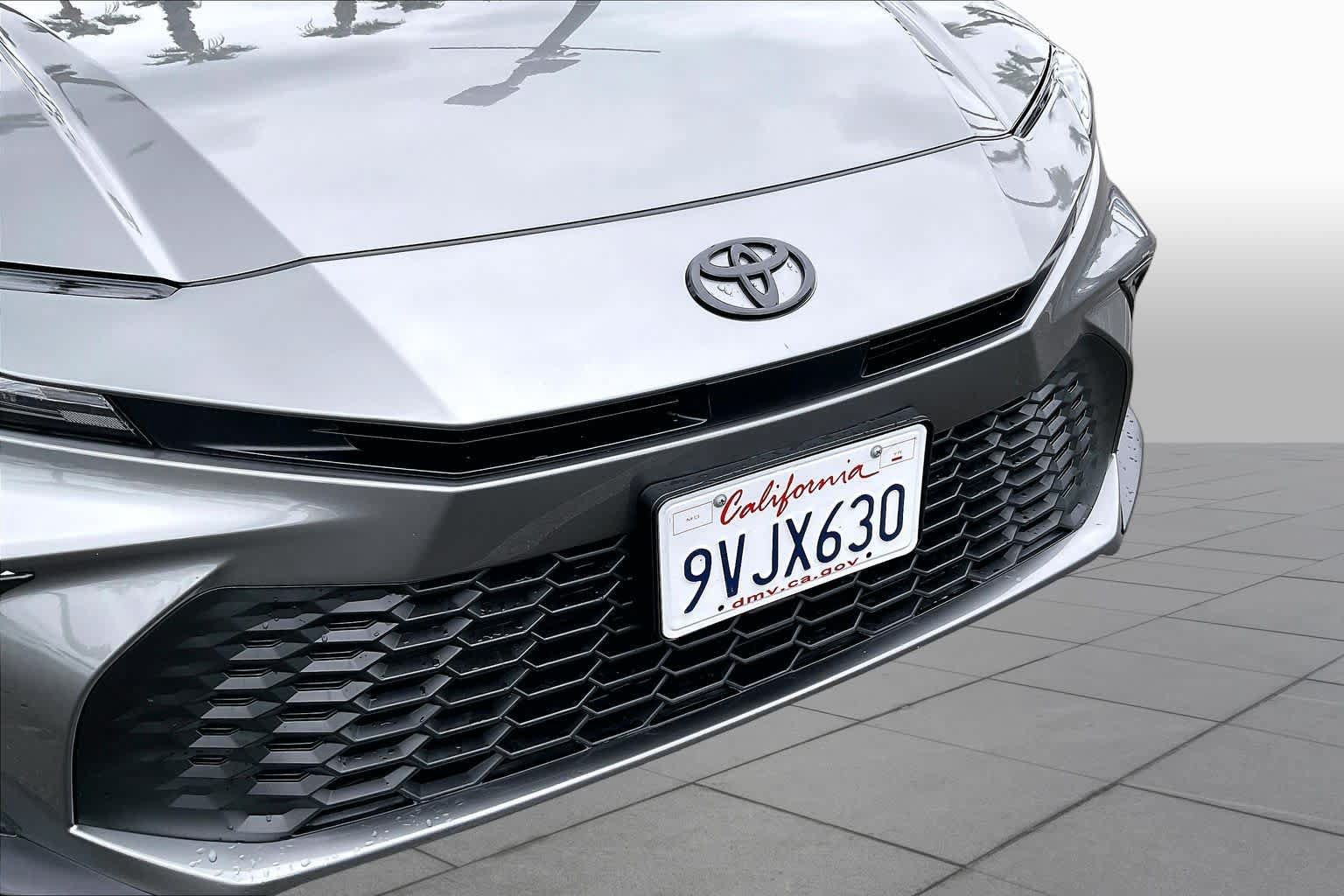 Certified 2025 Toyota Camry SE w/ Multimedia Upgrade Package FWD image 29