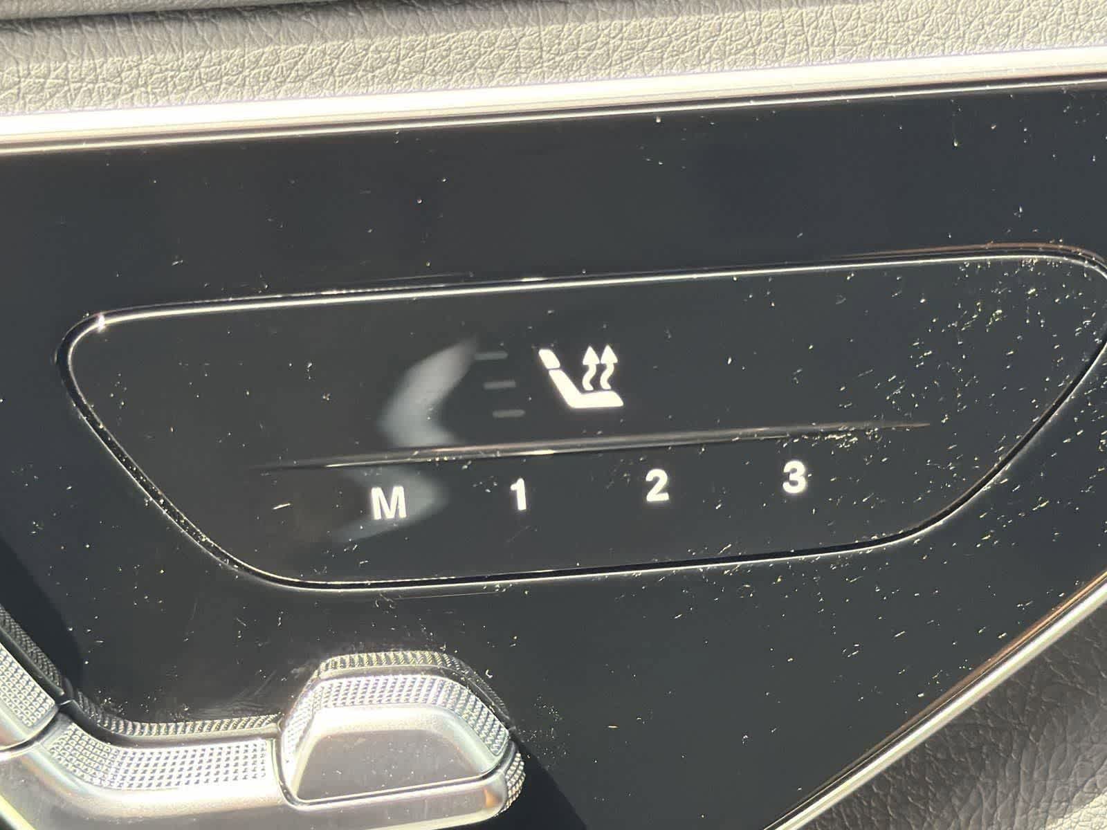 Used 2024 Mercedes-Benz GLC 300 image 21