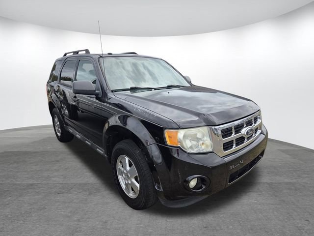 Used 2010 Ford Escape XLT image 2