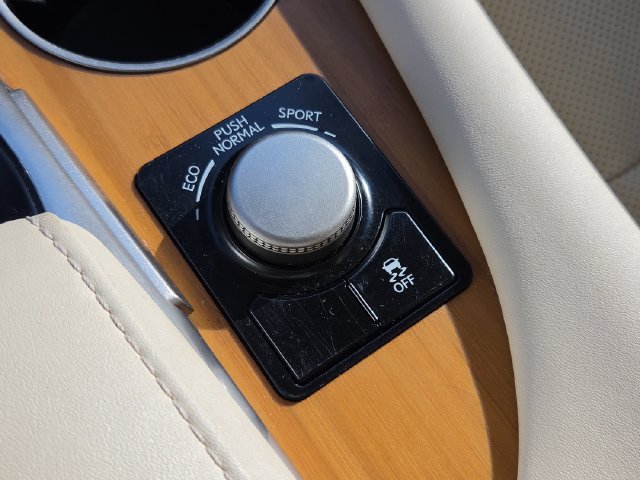 Used 2019 Lexus RX 350 FWD w/ Navigation Package image 23
