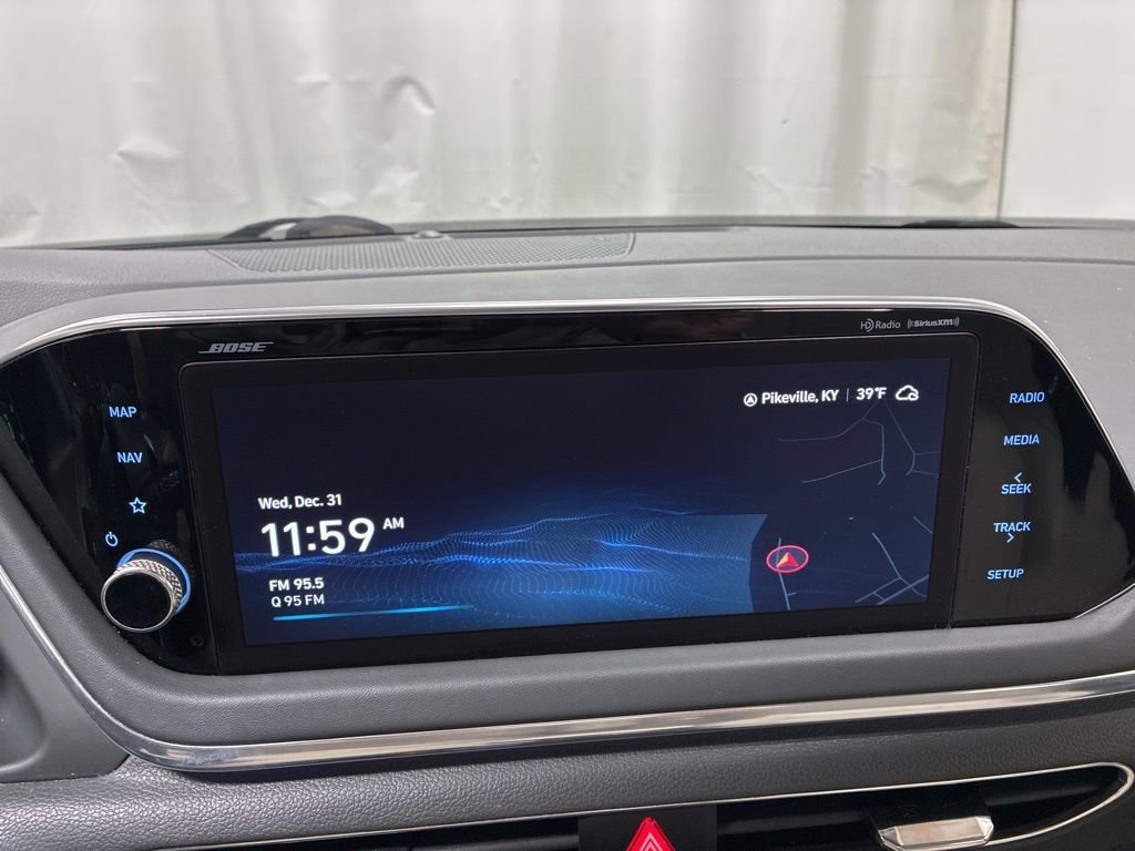 Used 2023 Hyundai Sonata Limited image 16