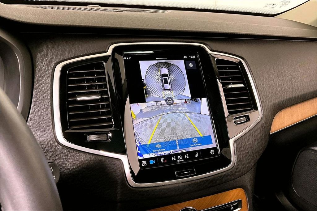 Used 2024 Volvo XC90 B6 Plus w/ Protection Package image 21