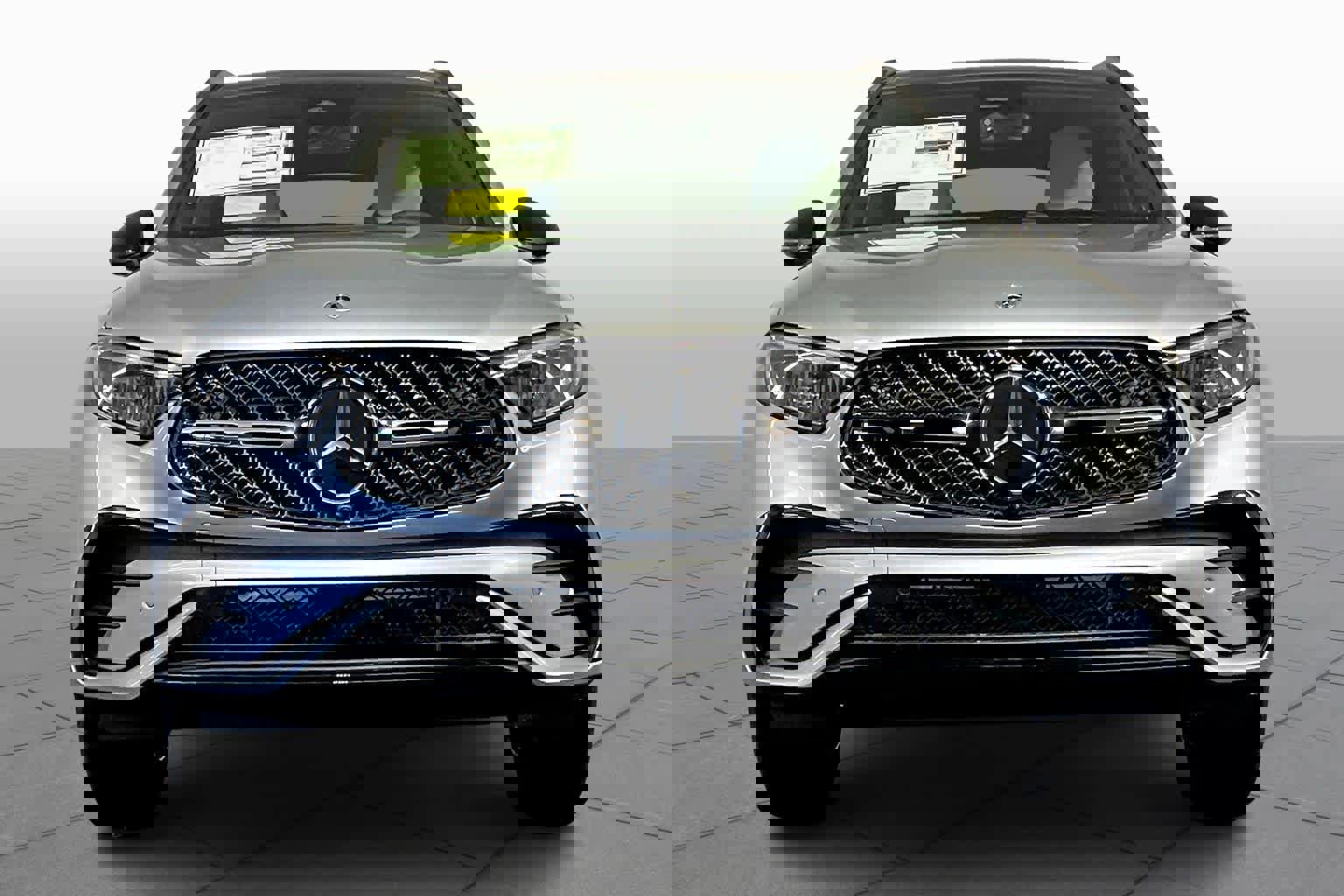 New 2026 Mercedes-Benz GLC 300 4MATIC image 2