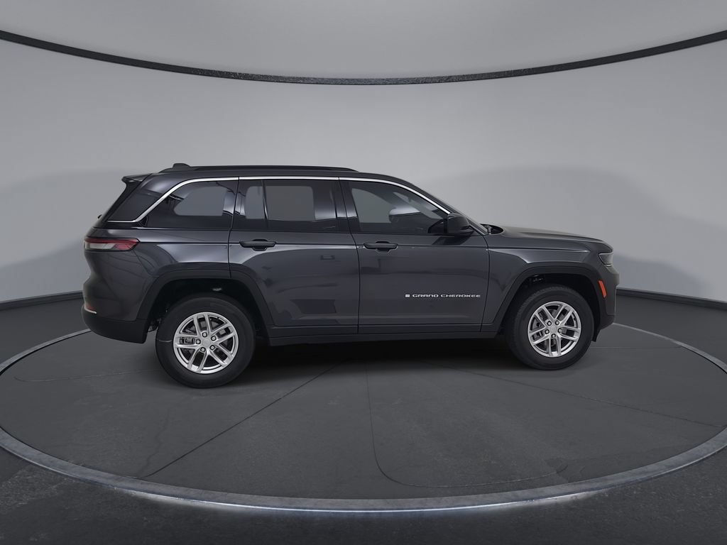 New 2026 Jeep Grand Cherokee Laredo X AWD/4WD image 16