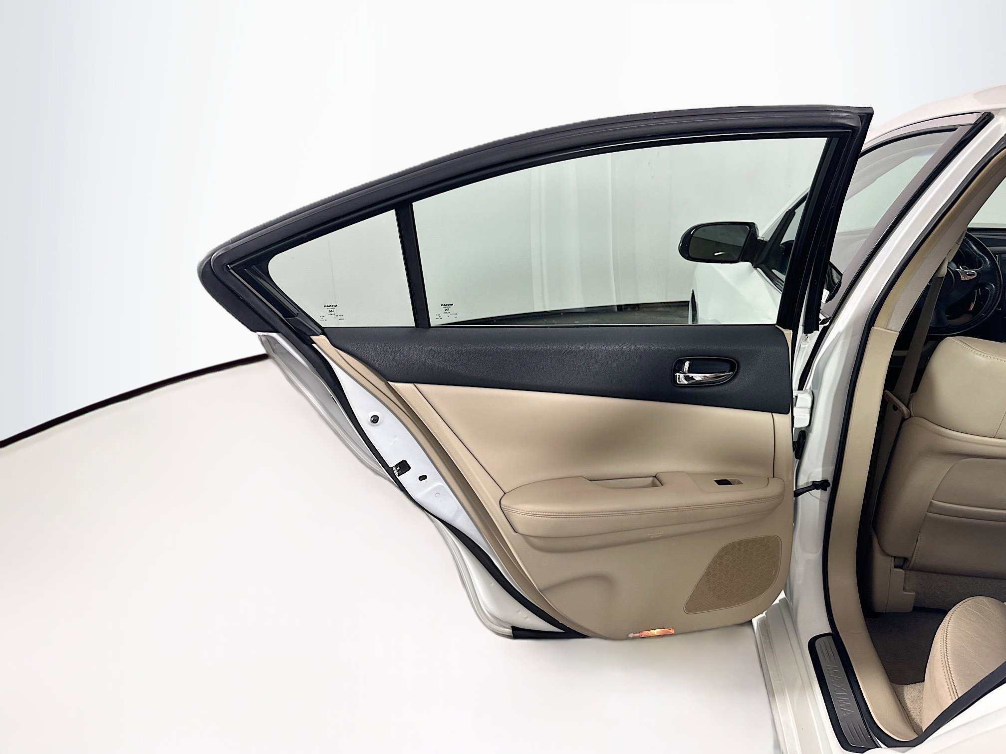 Used 2014 Nissan Maxima 3.5 SV w/ Premium Package FWD image 26