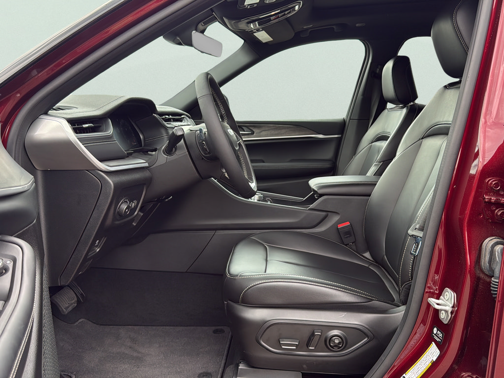 New 2025 Jeep Grand Cherokee L Limited AWD/4WD image 21