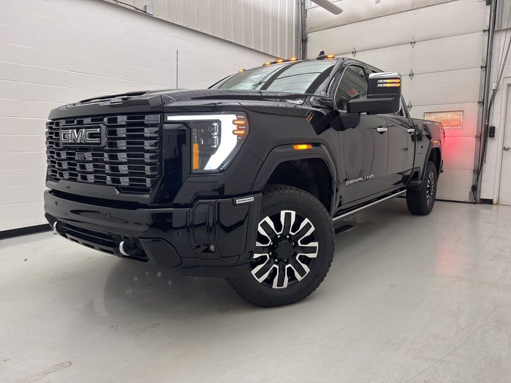 New 2026 GMC Sierra 2500 Denali Ultimate image 3
