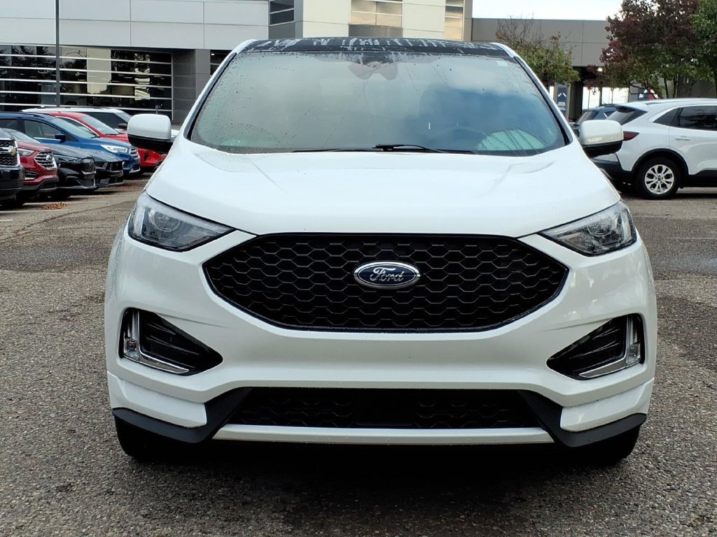 Used 2024 Ford Edge ST-Line AWD/4WD image 8