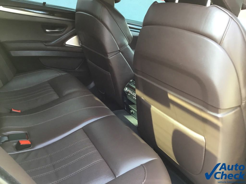 Used 2013 BMW M5 RWD image 29