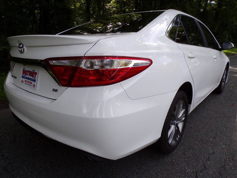 Used 2017 Toyota Camry SE FWD image 8