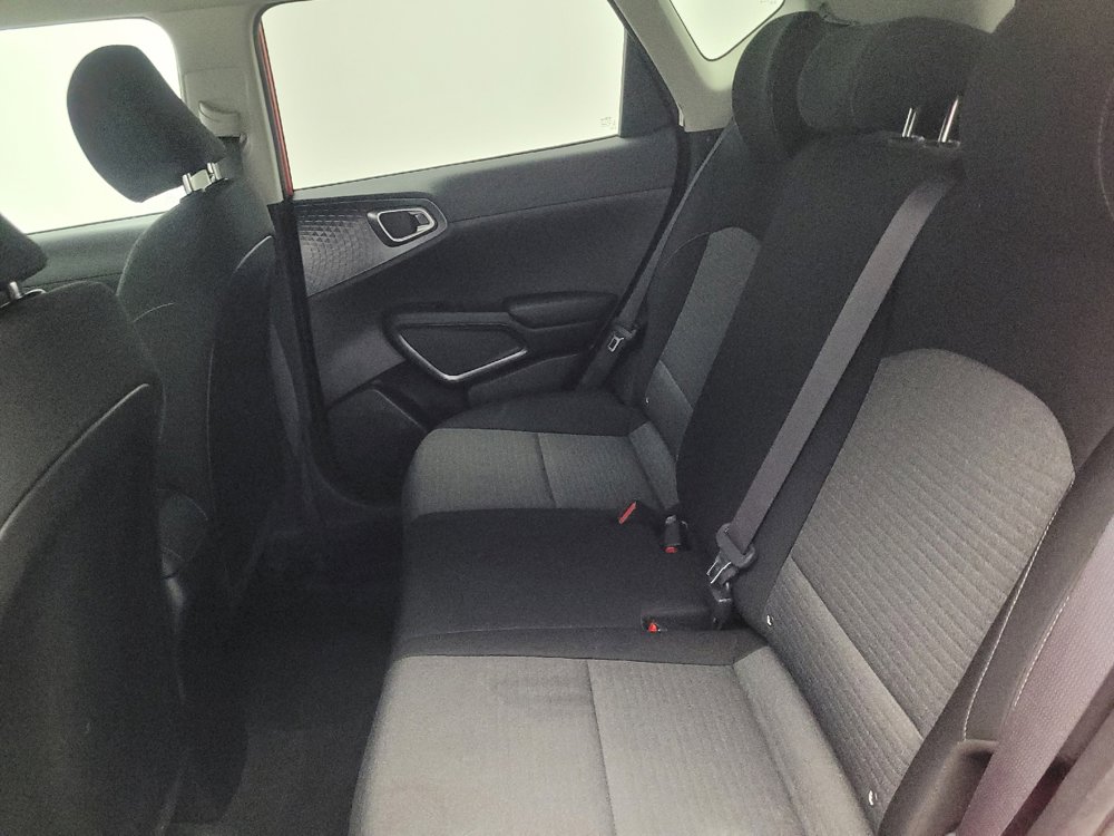 Used 2021 Kia Soul S image 18