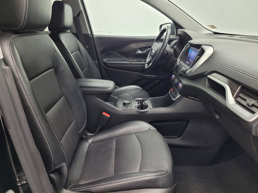 Used 2023 GMC Terrain SLT image 21