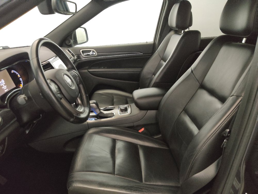 Used 2019 Jeep Grand Cherokee Limited AWD/4WD image 17