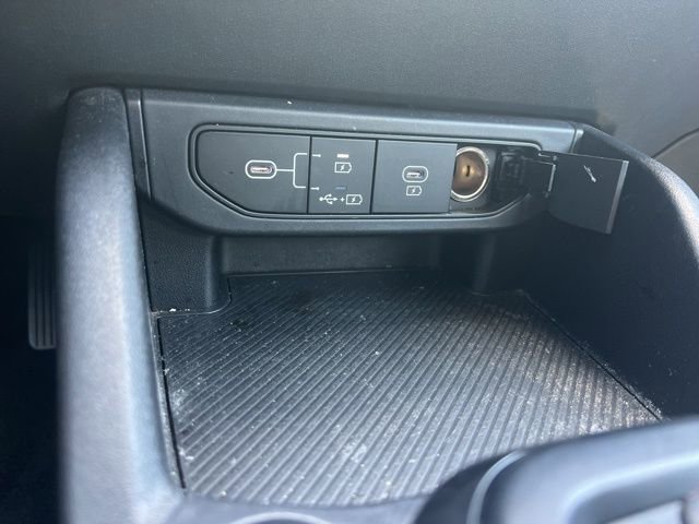 Used 2025 Kia K4 FWD image 17