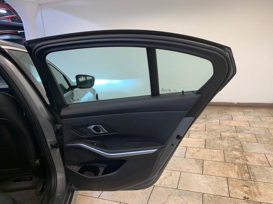 Used 2024 BMW 330i xDrive Sedan w/ Convenience Package image 54