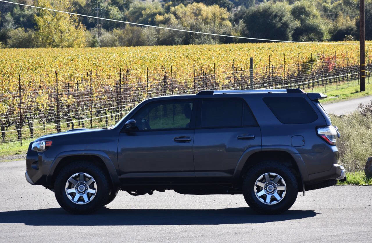 Used 2016 Toyota 4Runner 4WD image 21